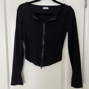 Ribbed black zipper top